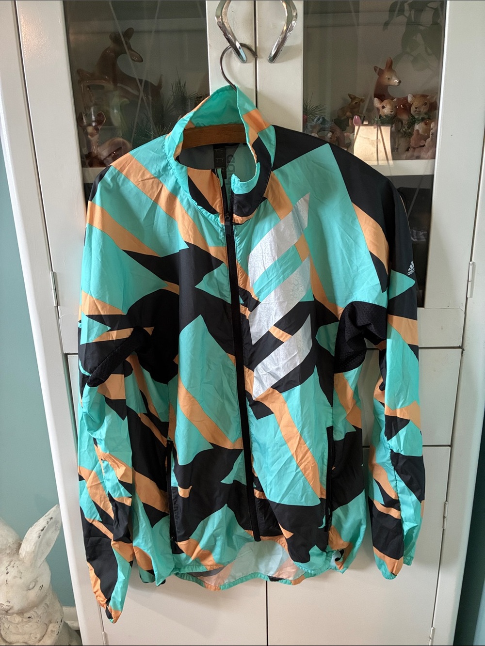 Adidas Terrex Lightweight Geometric Windbreaker sz S euc